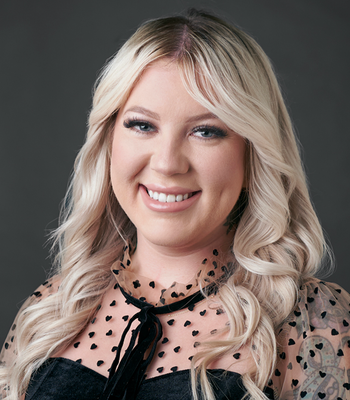 Portrait of Jacquelyne Rucker, REALTOR.